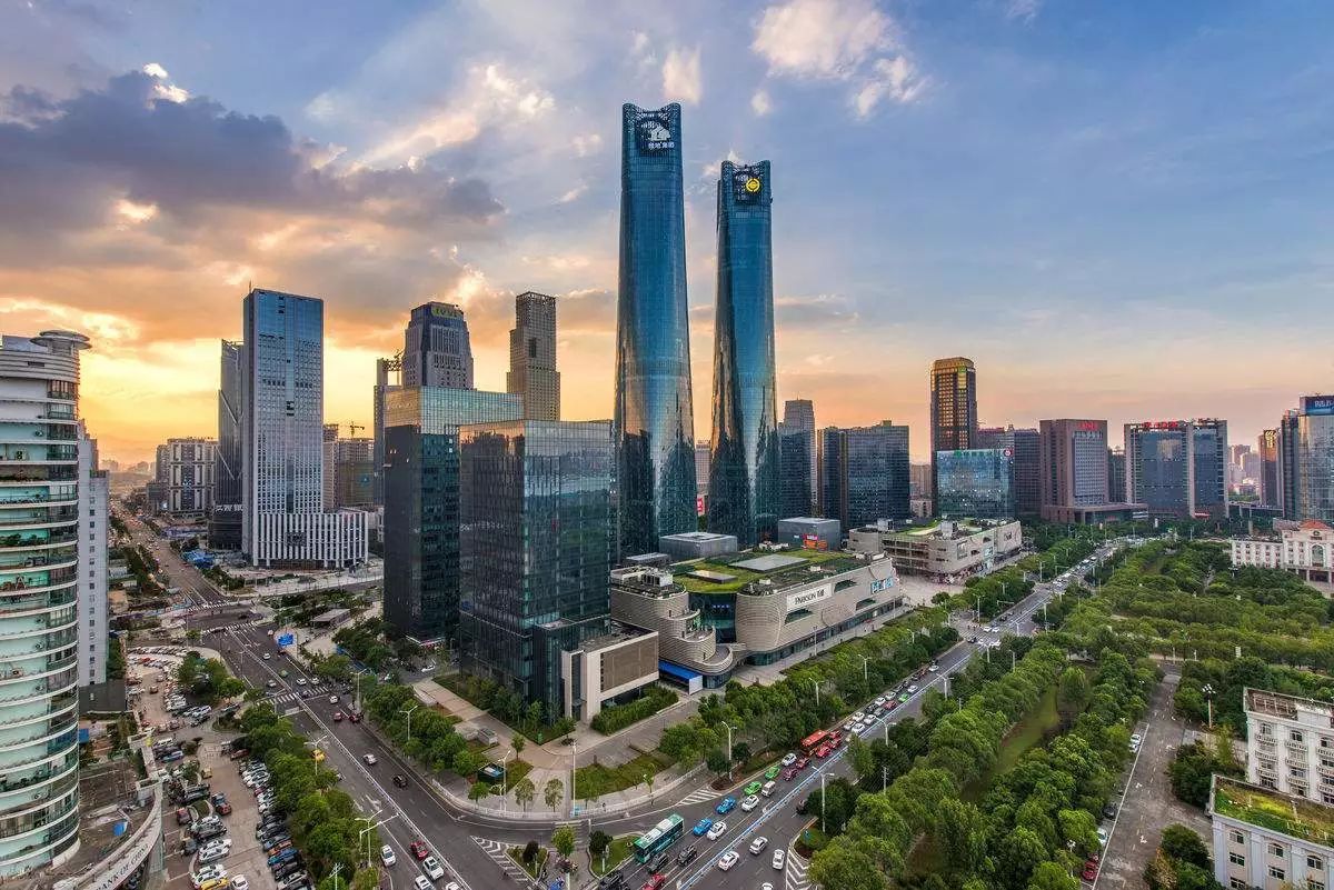 尖叫吧!明天南昌人集體放假，還有一大波重磅消息來襲!