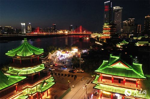 江西南昌 繁華夜市 促進(jìn)消費(fèi)